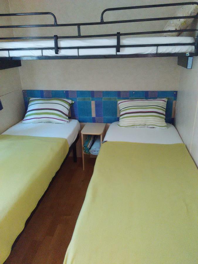 Camp Sita Ξενοδοχείο Vir Εξωτερικό φωτογραφία